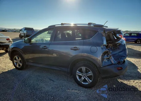 2015 Toyota Rav4 Xle from USA, damaged, VIN JTMRFREV6FD140022